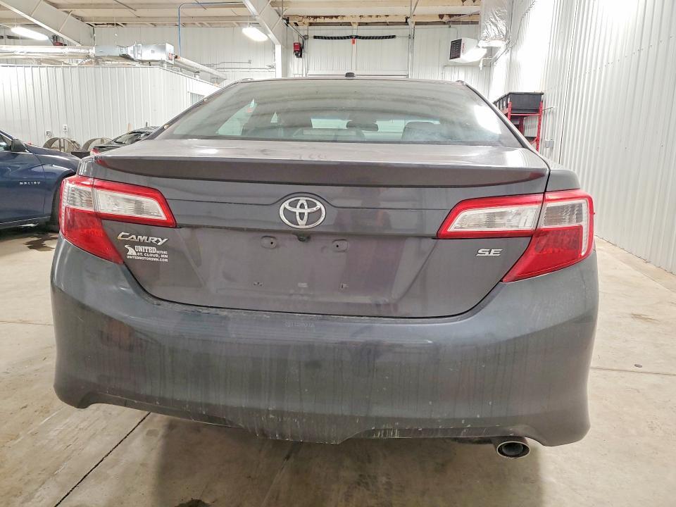 2013 Toyota Camry l