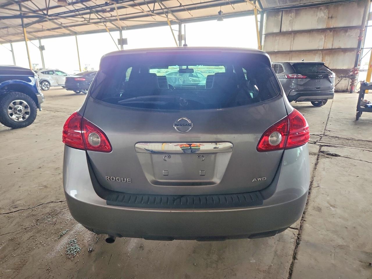 2012 Nissan Rogue s