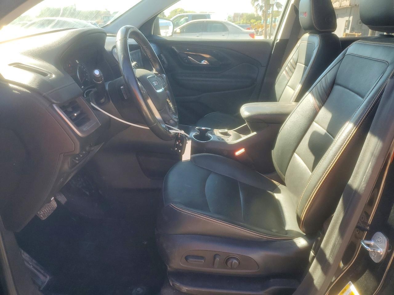 2022 GMC Terrain AT4