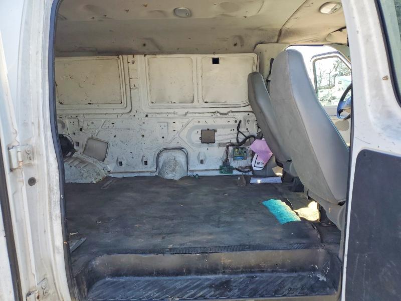 2003 Ford E350 Delivery Van