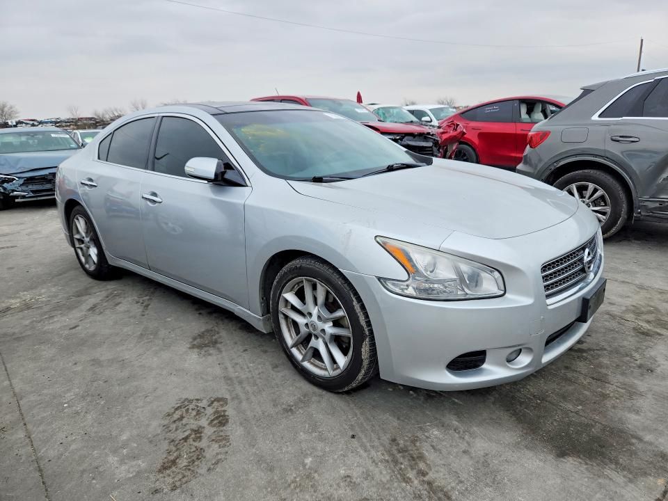 2011 Nissan Maxima s
