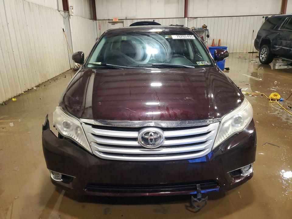 2011 Toyota Avalon Base