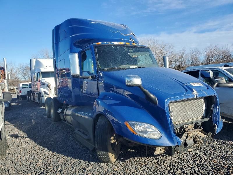 2022 International Lt625