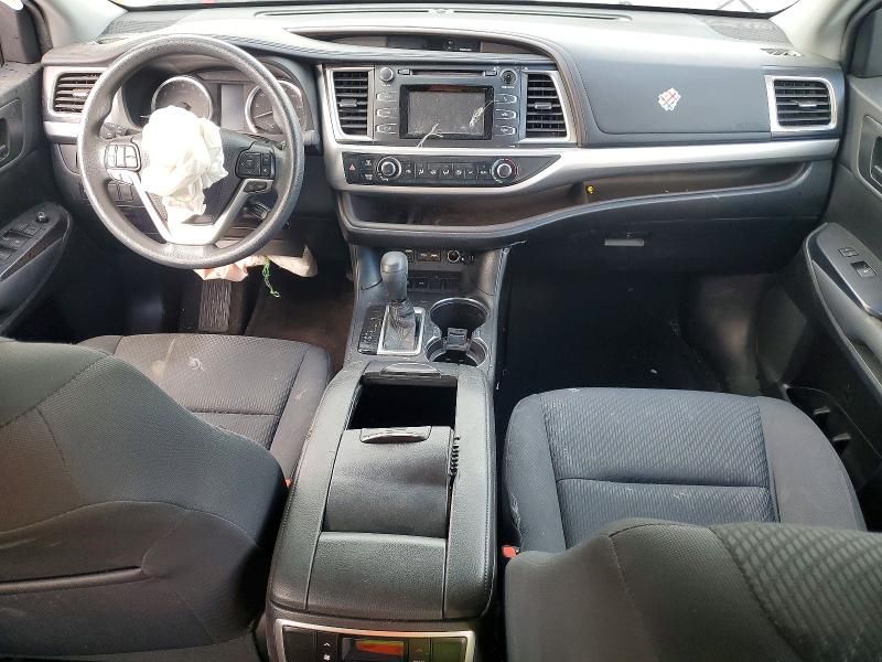 2019 Toyota Highlander le