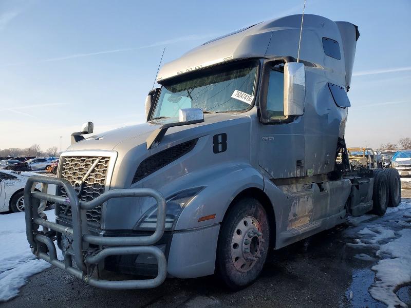 2019 Volv O VNL Semi Truck