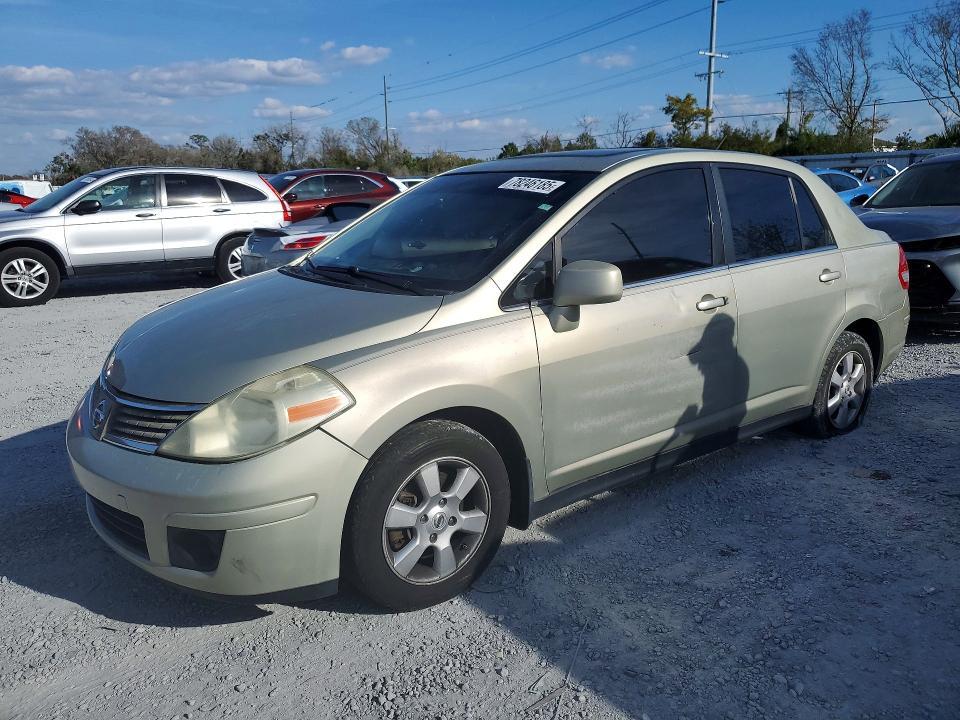 2008 Nissan Versa s