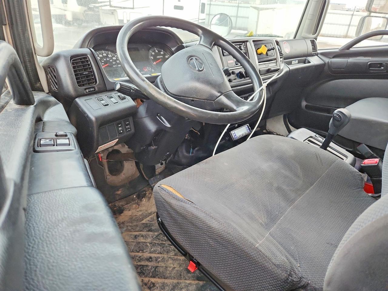 2018 Hino Hino 338