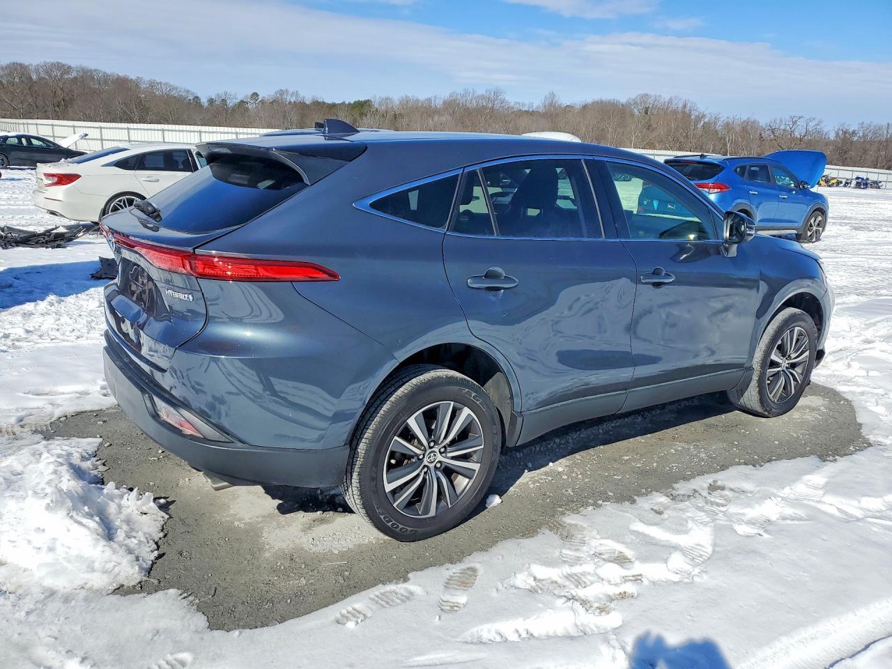 2021 Toyota Venza le