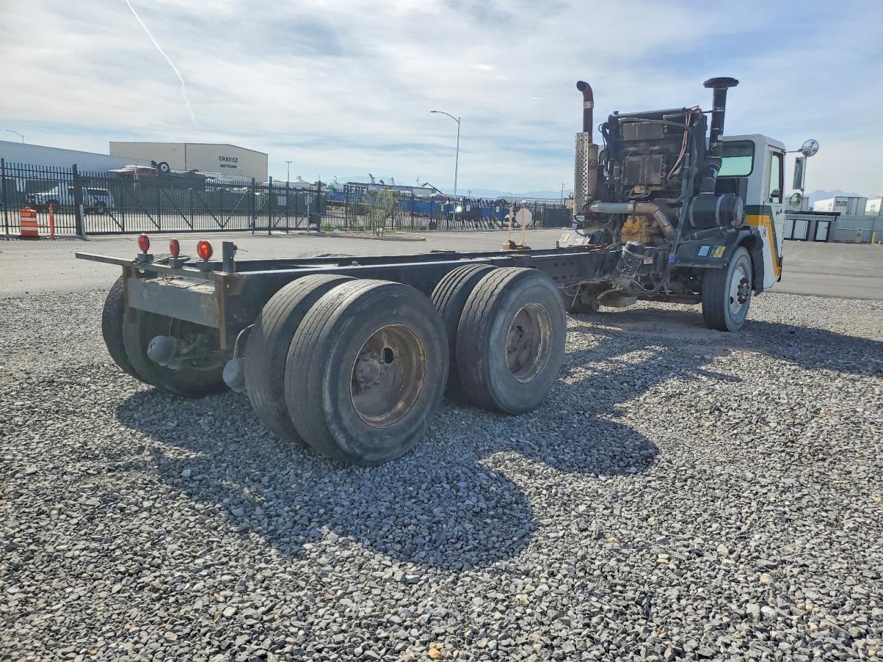 2000 Cranerrier Low Entry