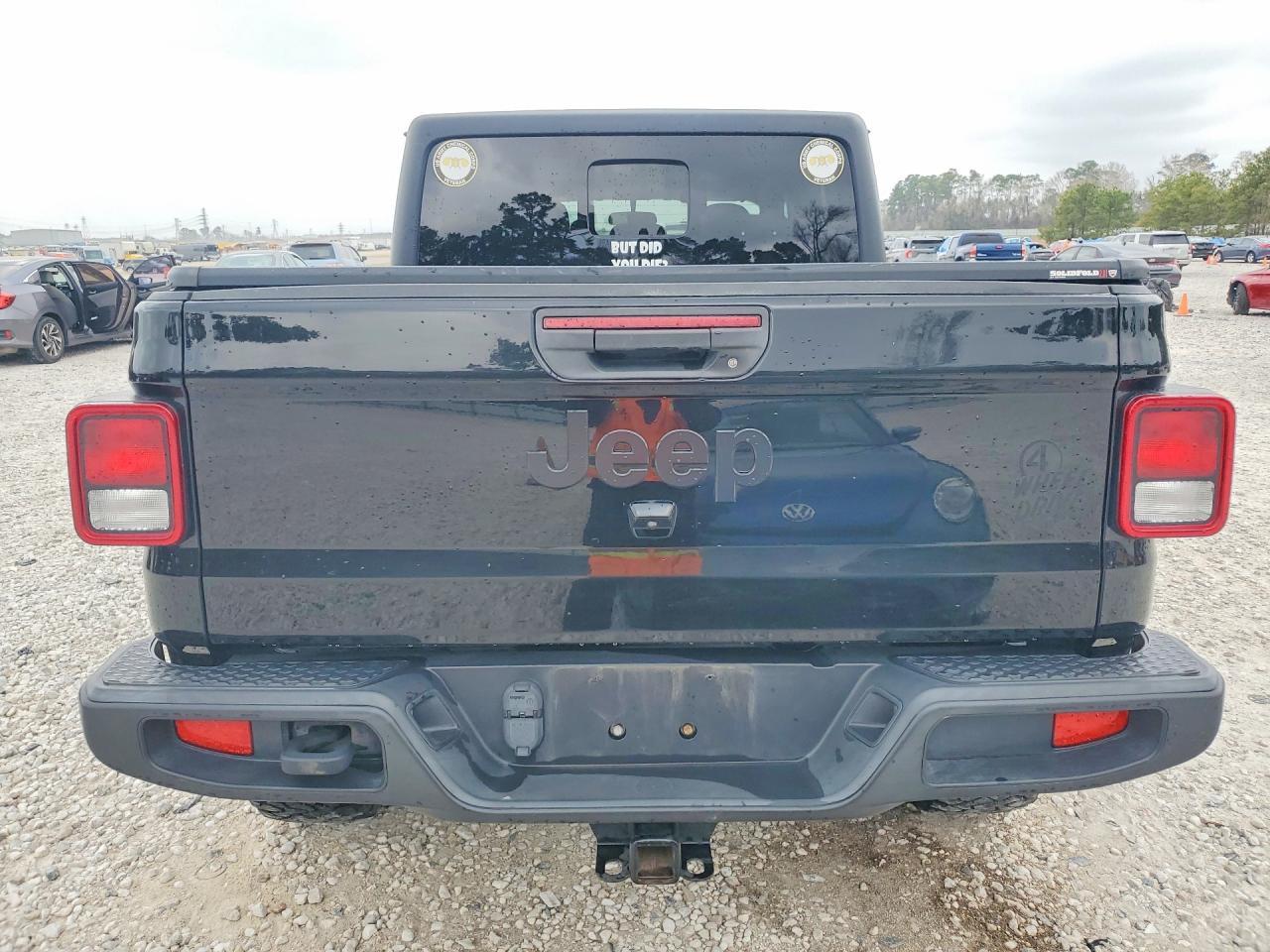 2022 Jeep Gladiator Sport