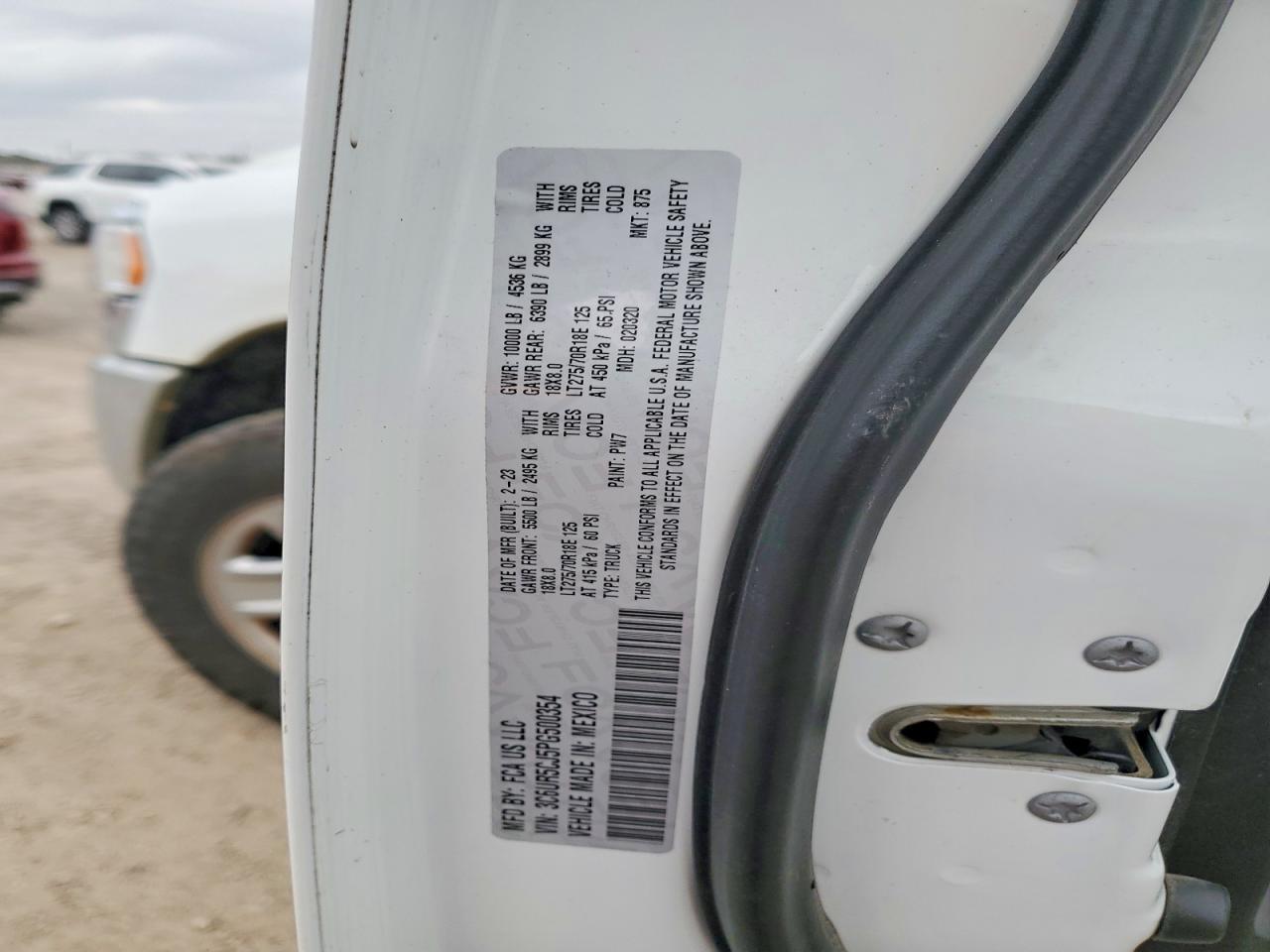2023 Dodge RAM 2500 Tradesman 6.4L V8 Crew Cab