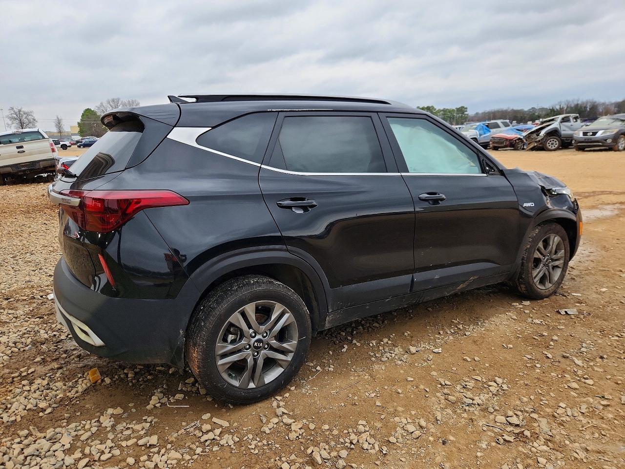 2021 KIA Seltos s
