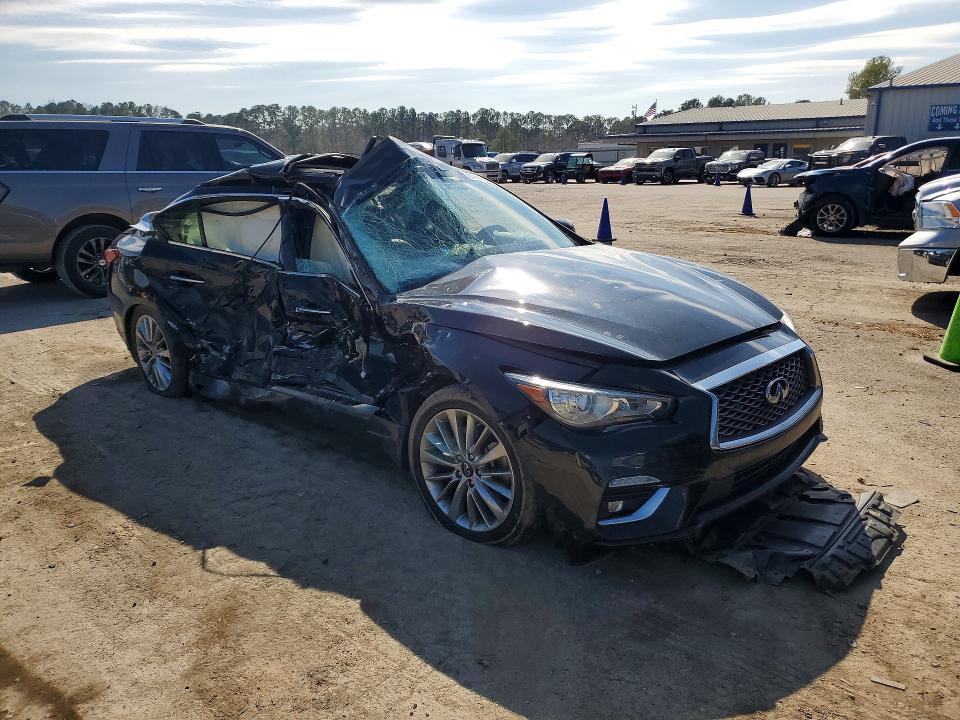 2021 Infiniti Q50 Luxe