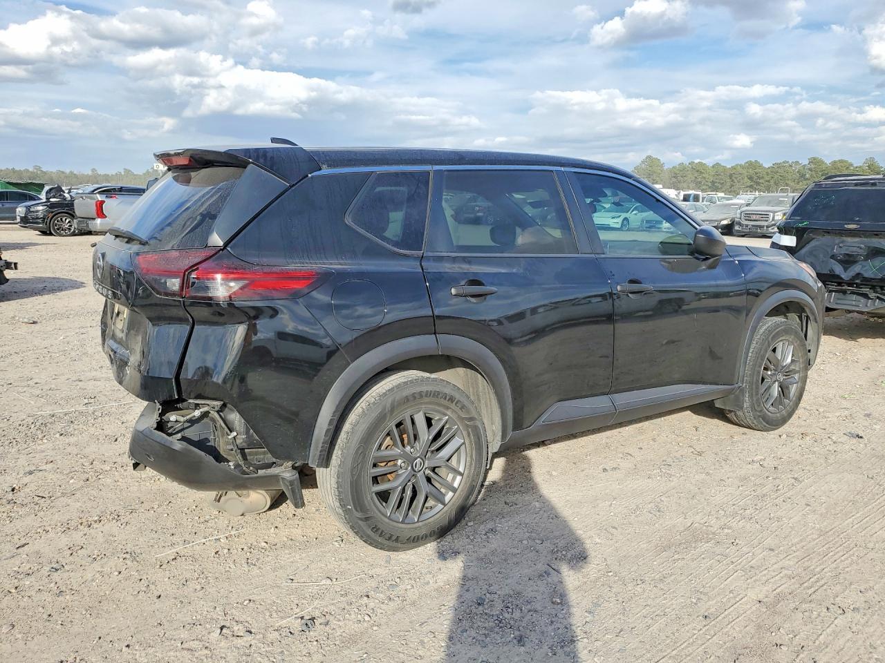2021 Nissan Rogue s