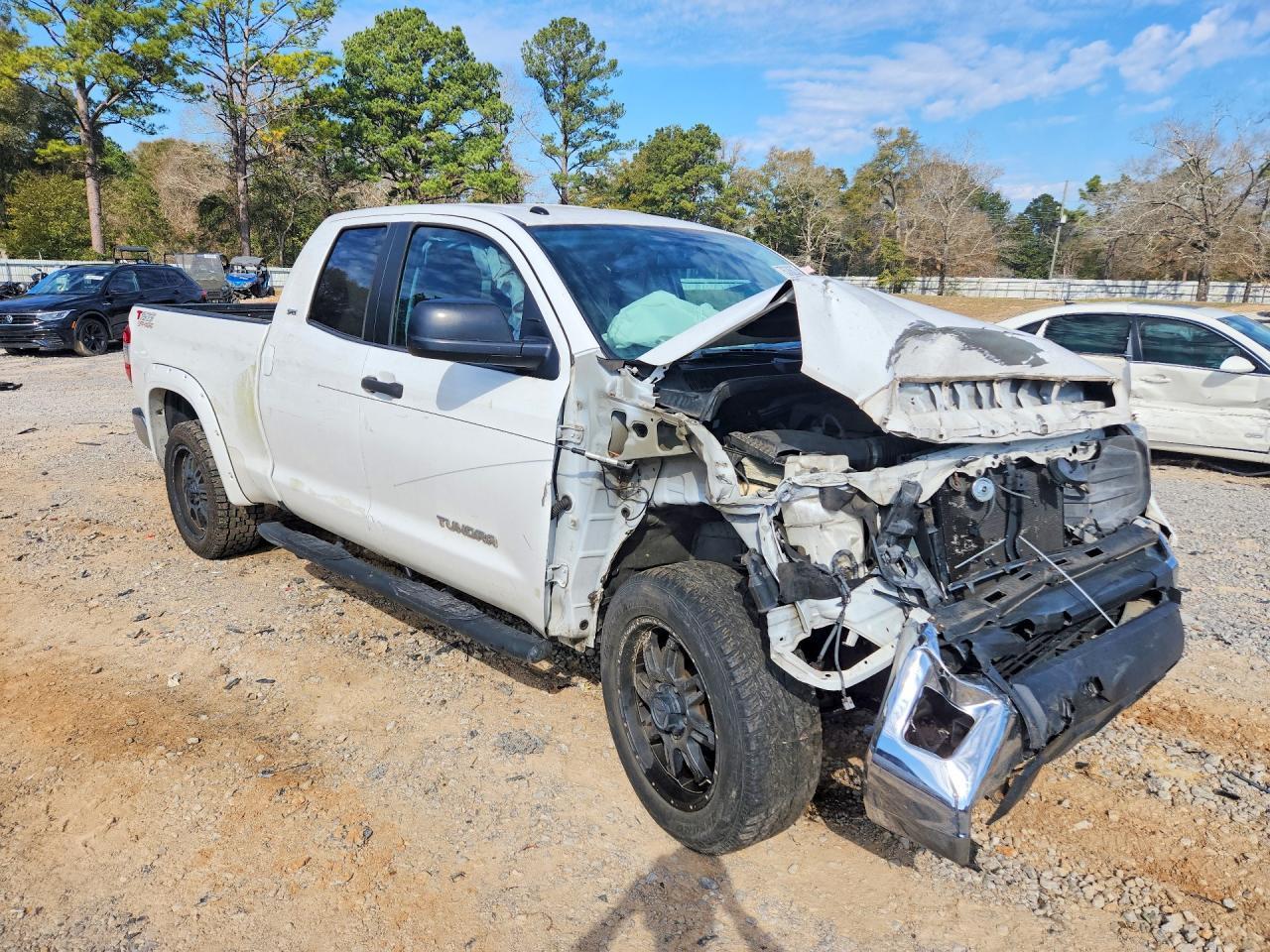 2016 Toyota Tundra Double Cab SR