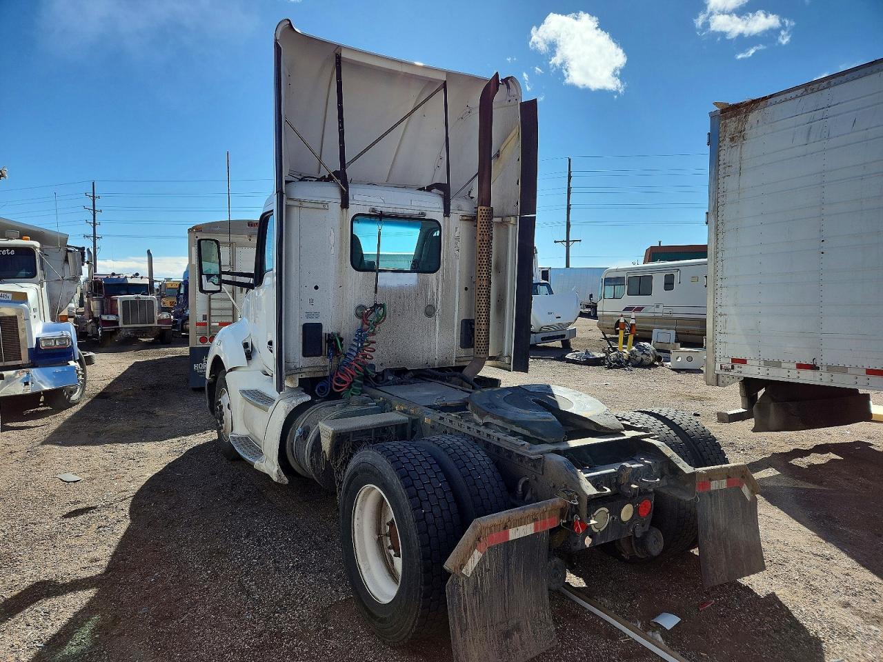 2014 Kenworth T680 Semi Truck