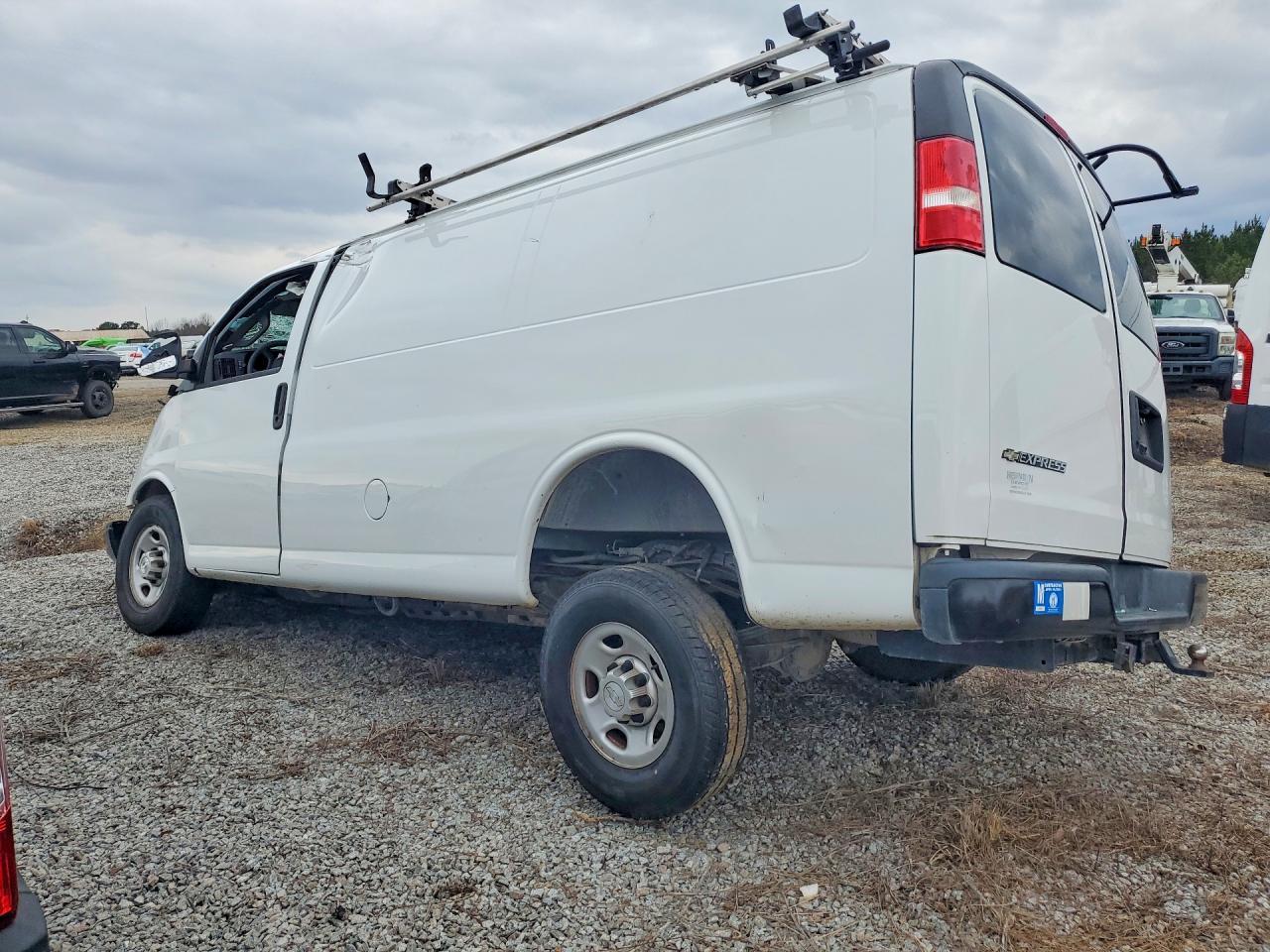 2019 Chevrolet Express G2500