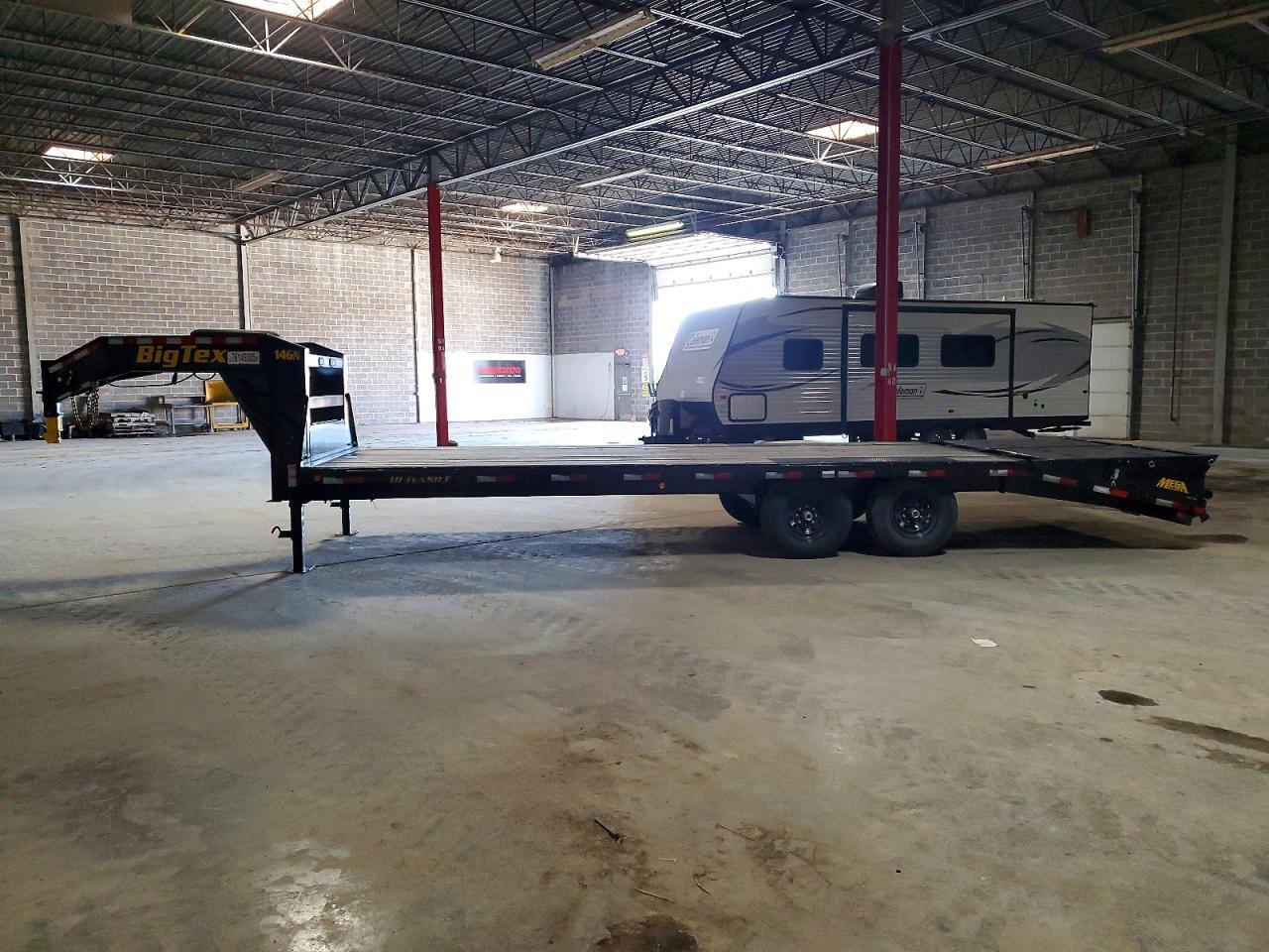 2025 Big Tex 14GN-25D5A-MRBK Equipment Trailer