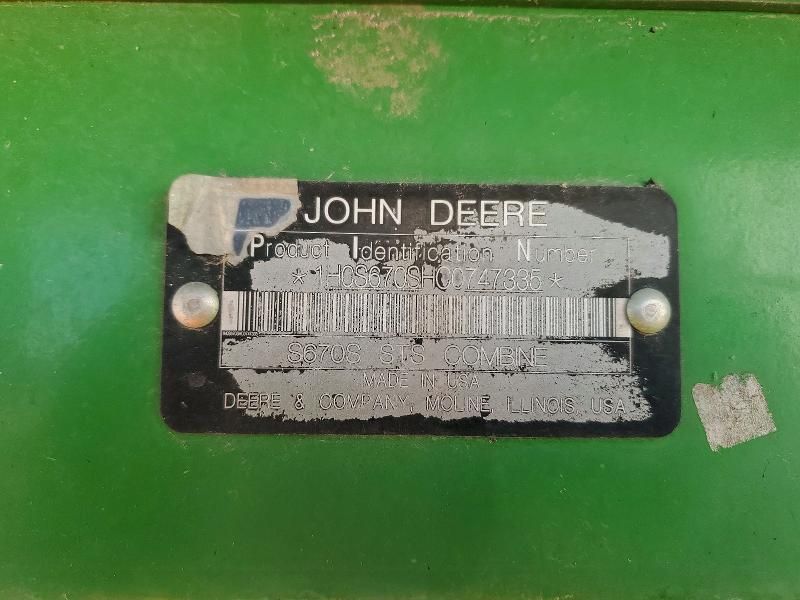 2012 John Deere S670 Combine