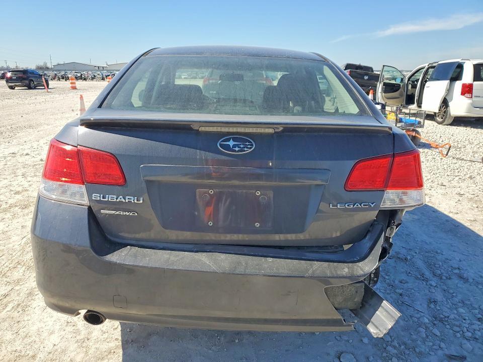2011 Subaru Legacy 2.5i Premium