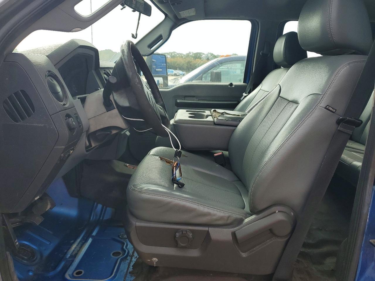 2016 Ford F450 Super Duty Flatbed Truck