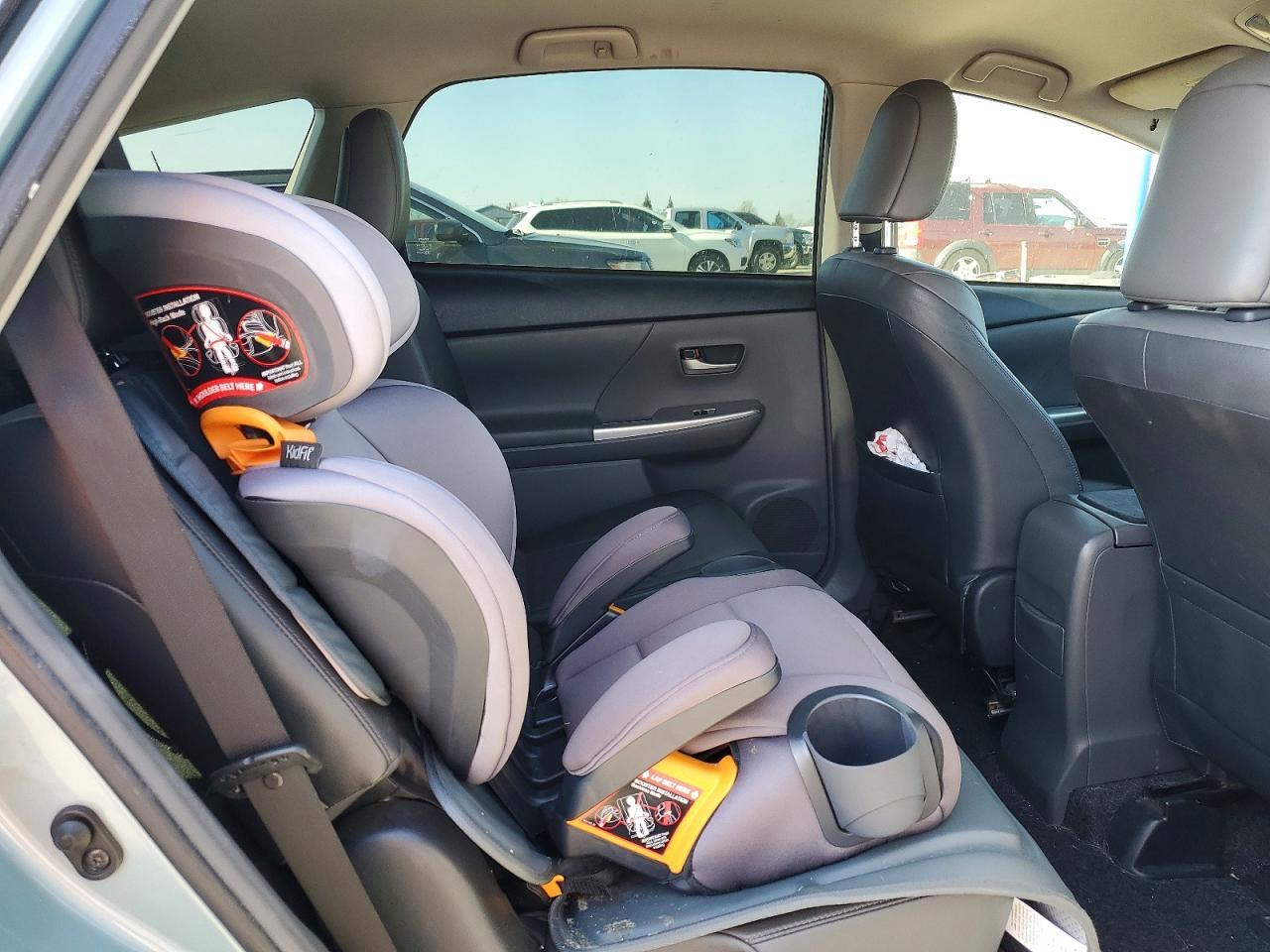 2013 Toyota Prius v