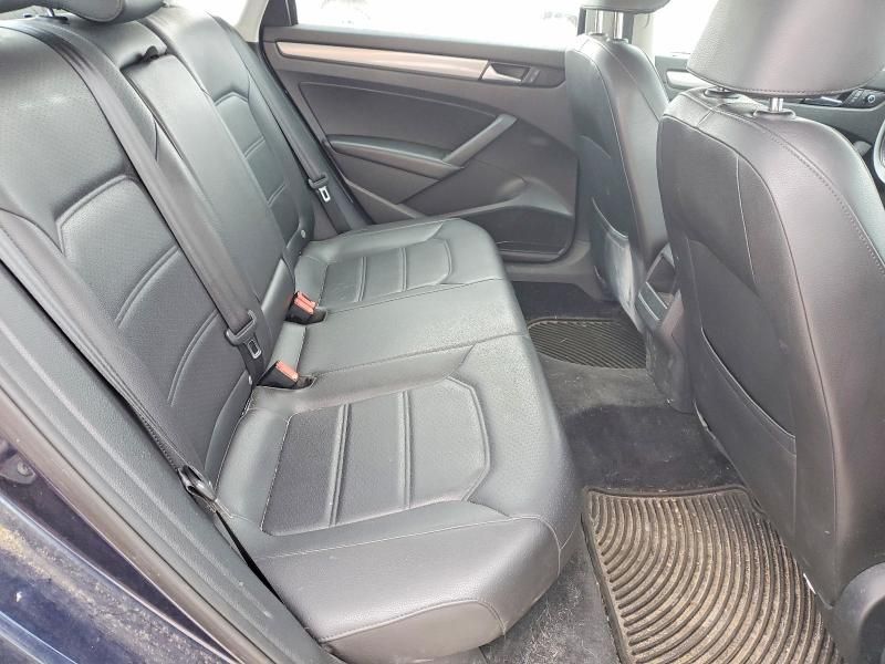 2014 Volkswagen Passat s