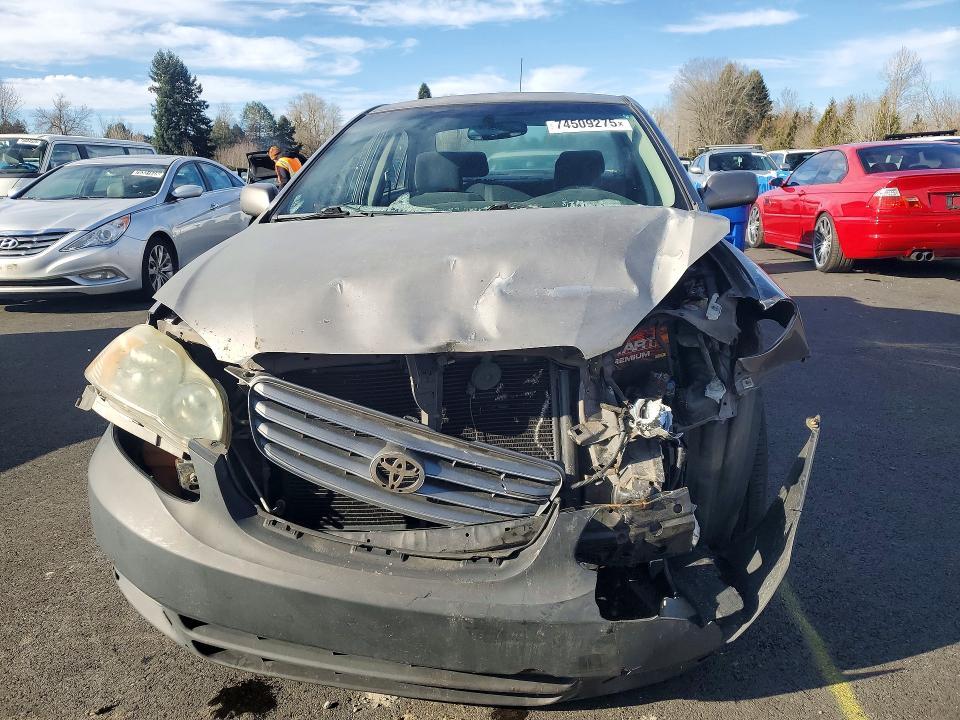 2004 Toyota Corolla ce