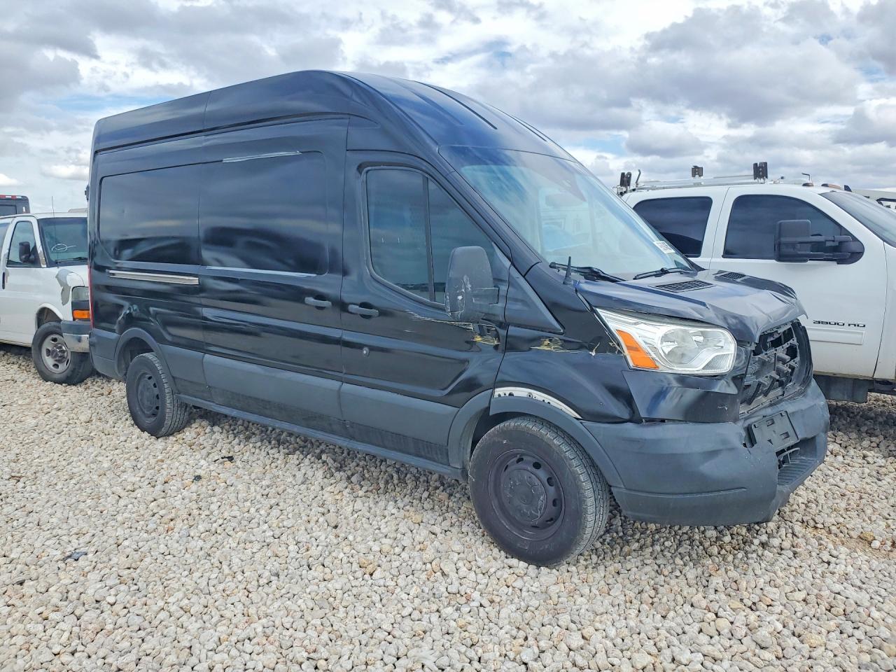2017 Ford Transit T-250
