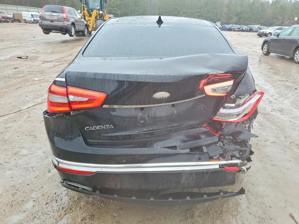 2015 KIA Cadenza Premium