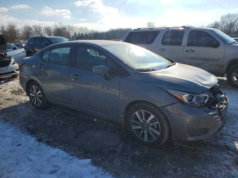 2024 Nissan Versa sv