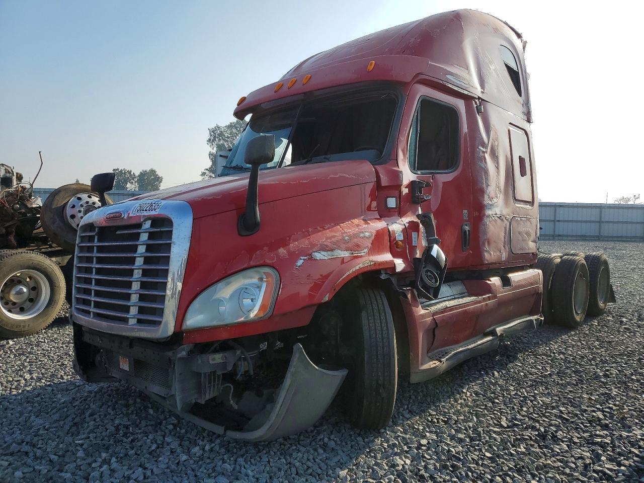 2012 Freigliner 2012 Freightliner Cascadia Semi Truck