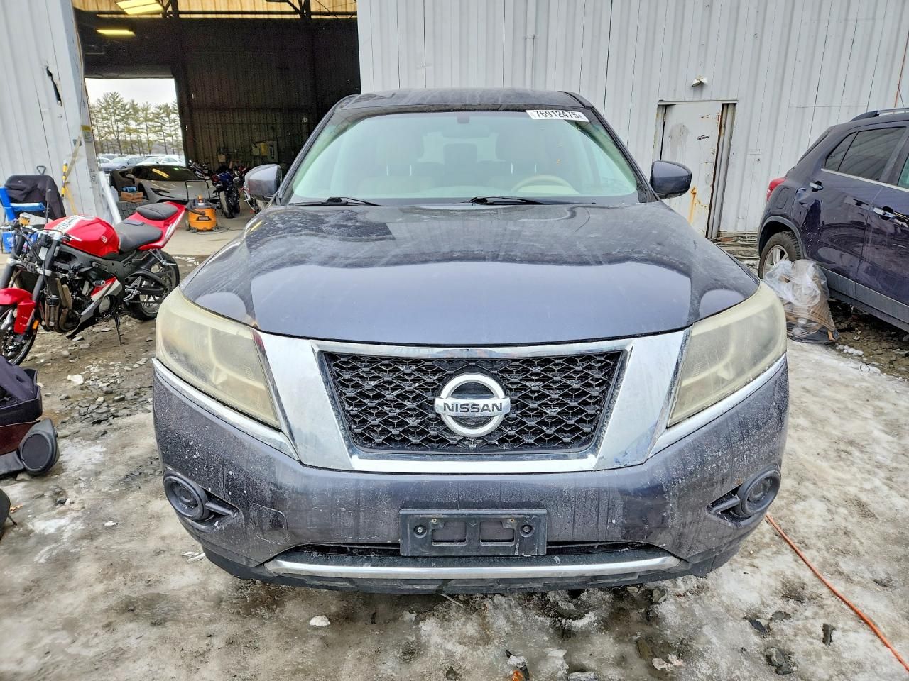 2013 Nissan Pathfinder s