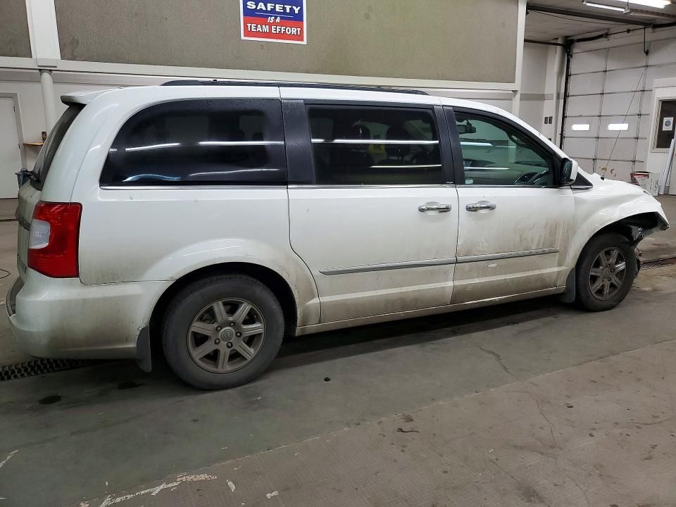 2011 Chrysler Town & Country Touring