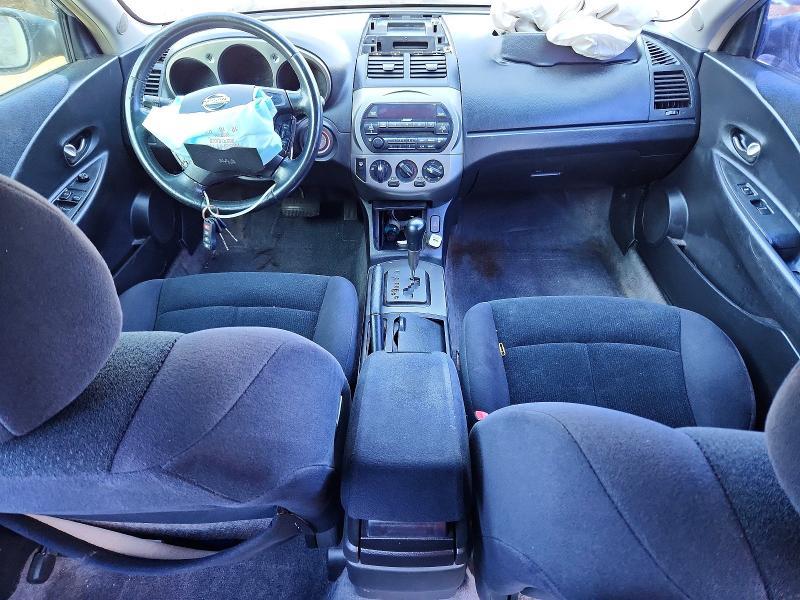 2003 Niss Altima
