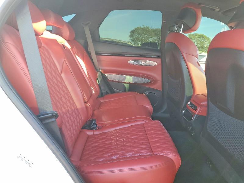 2022 Genesis Gv70 Base