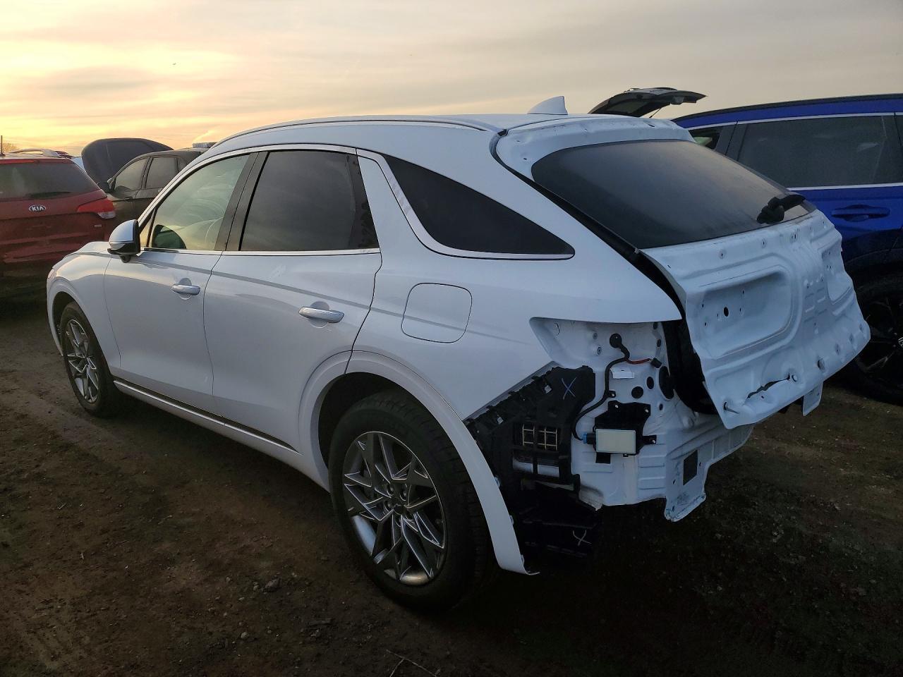 2025 Genesis Gv70 Base
