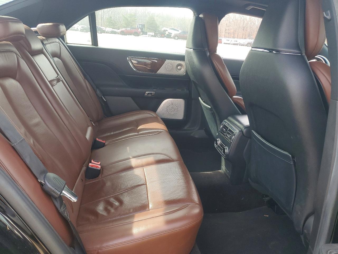 2017 Lincoln Continental Reserve