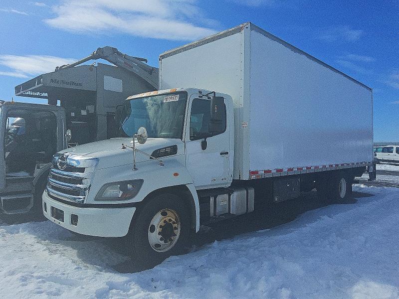 2017 Hino 258/268 box Truck