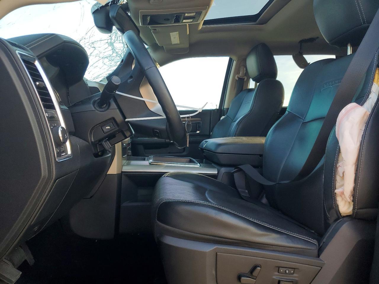 2014 Dodge 1500 Laramie