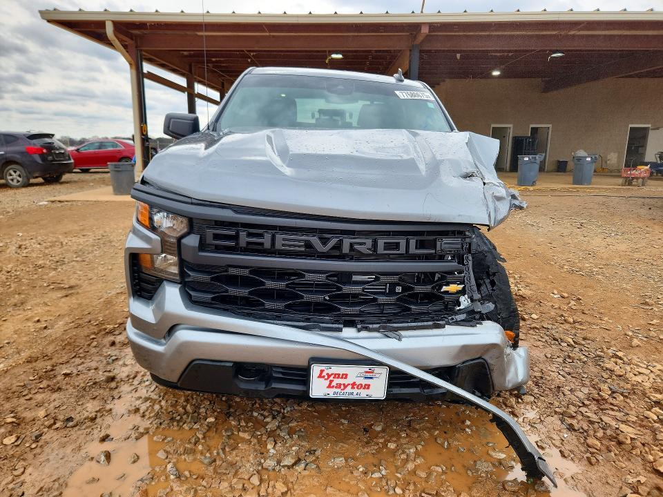 2025 Chevrolet Silverado C1500 Custom