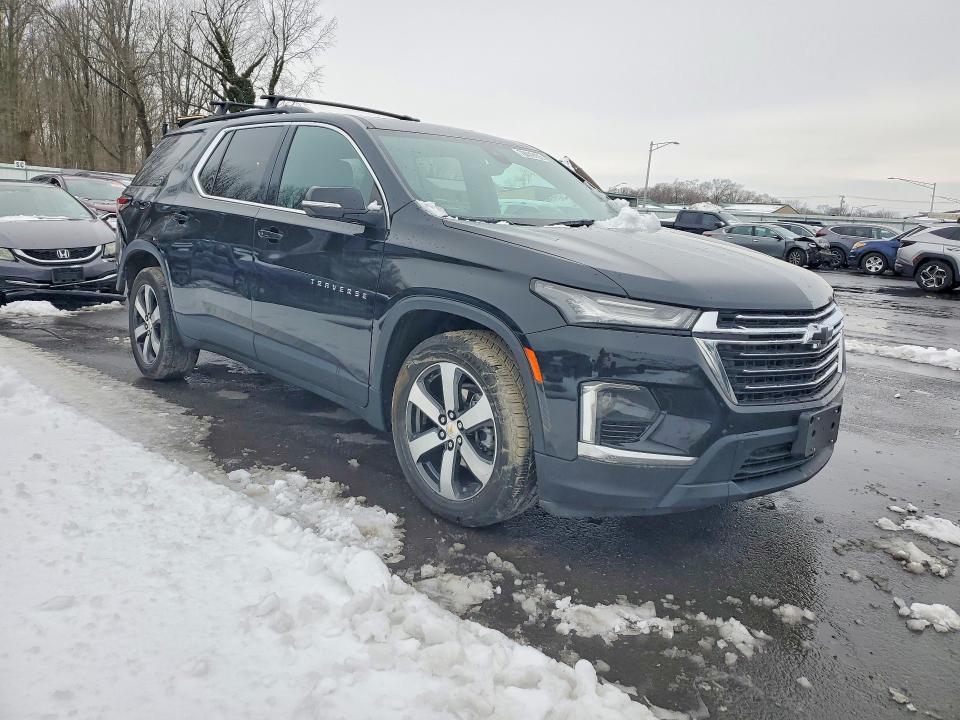 2022 Chevrolet Traverse lt