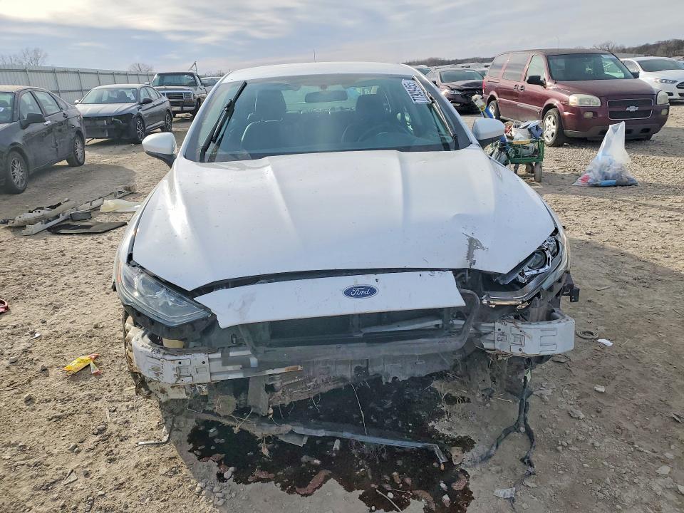 2018 Ford Fusion se Hybrid