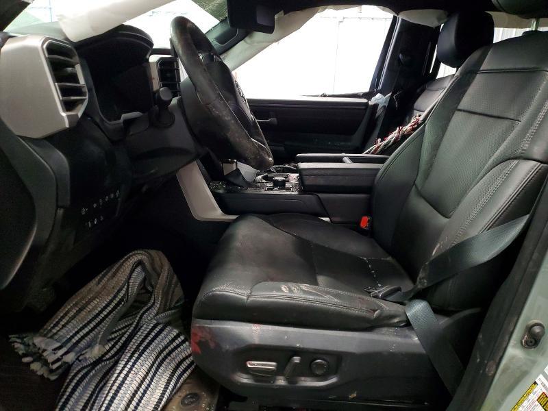 2025 Toyota Tundra Crewmax sr