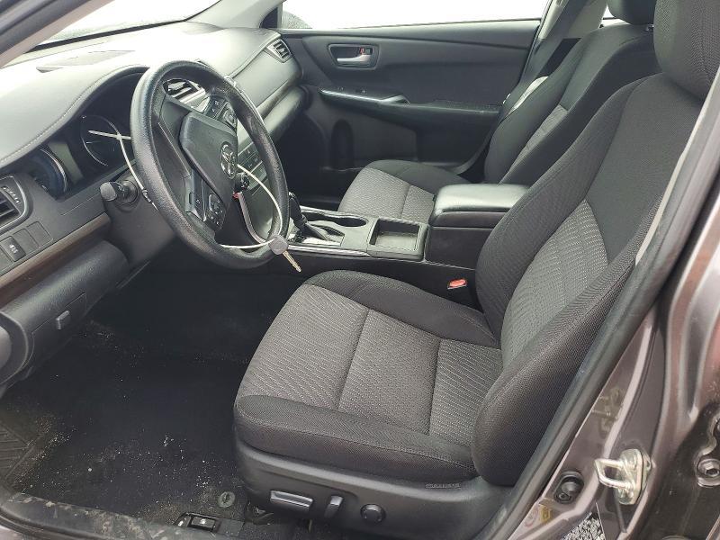 2016 Toyota Camry le
