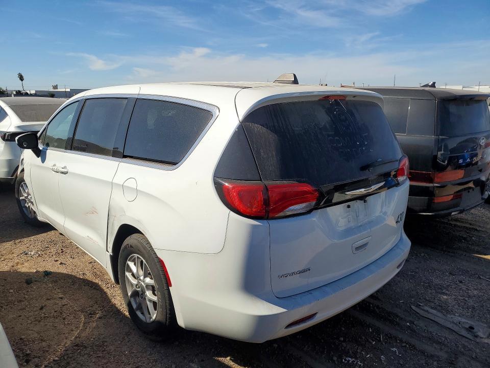 2023 Chrysler Voyager lx