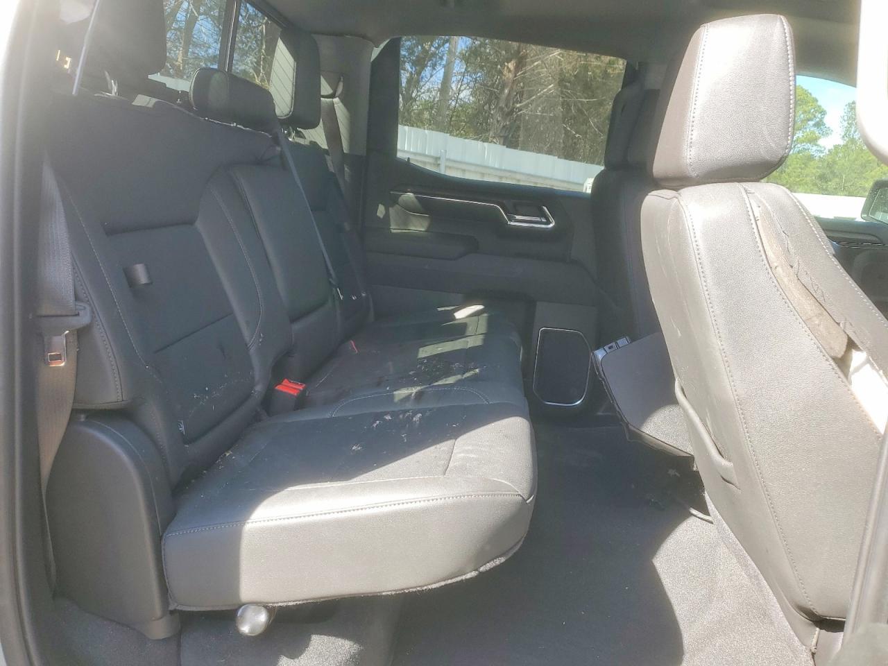 2024 GMC Sierra K1500 SLT