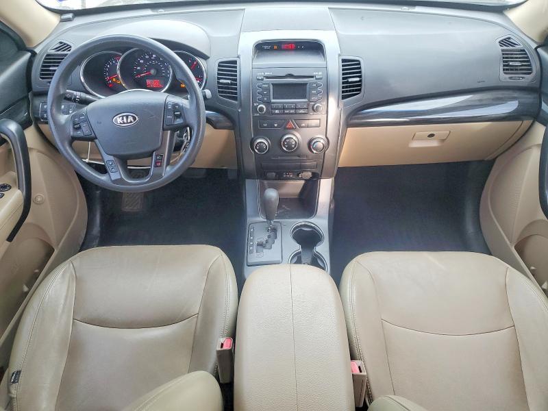 2013 KIA Sorento lx