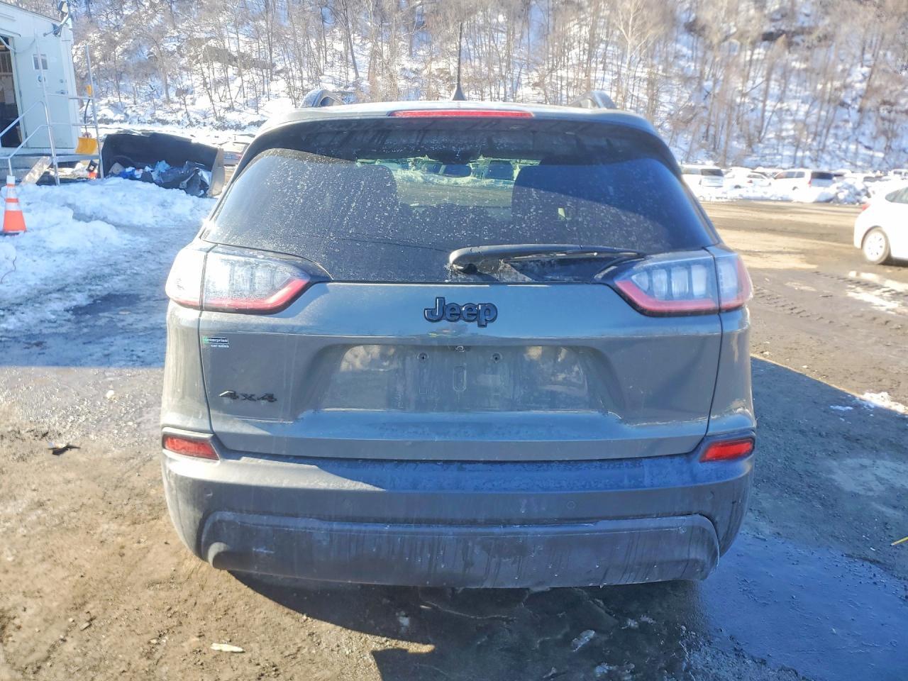2023 Jeep Cherokee Altitude lux