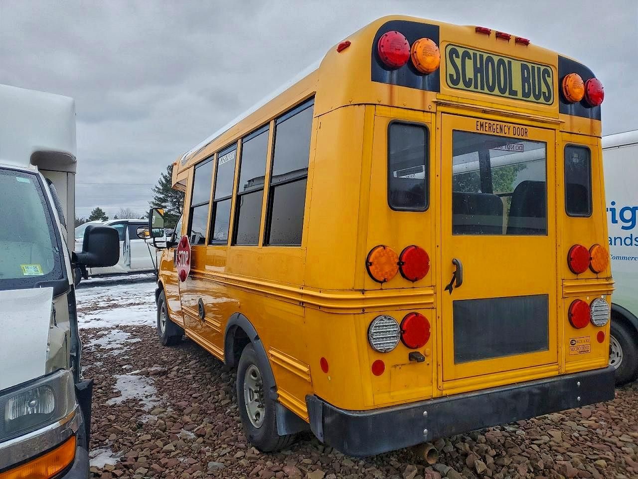 2016 Chevrolet Express G3-Bus
